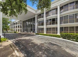 5050 Ambassador Way APT 220, Houston, TX 77056