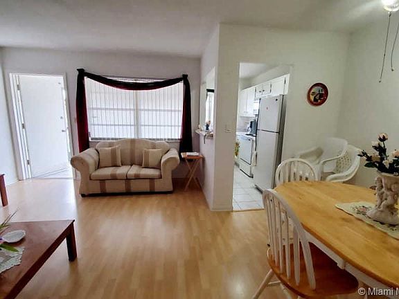 3rd image of 5300 Washington St APT H338