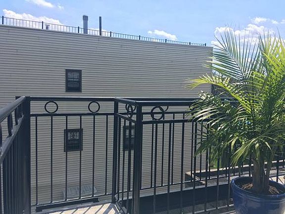 5th image of 1058 Herkimer St APT 3L