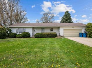 213 S Central St, Mineral, IL 61344