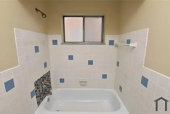10204 S Highland Ave #UP — Photo 9
