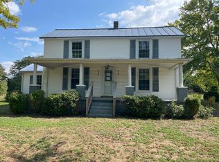 14980 E Gretna Rd, Gretna, VA 24557