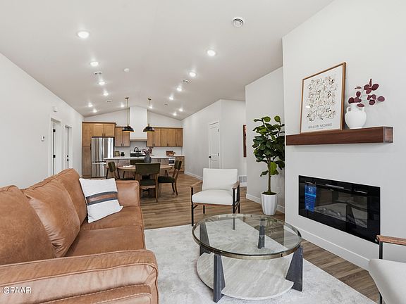 3rd image of 4103 Haven Ct