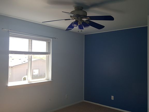 2nd image of 709 S Lexington Pl
