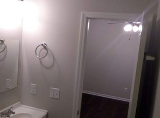 8303 Firefly Ln, Charlotte, NC 28215