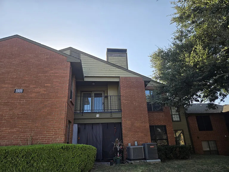 5909 Lake Hubbard Pkwy #215 — Photo 4