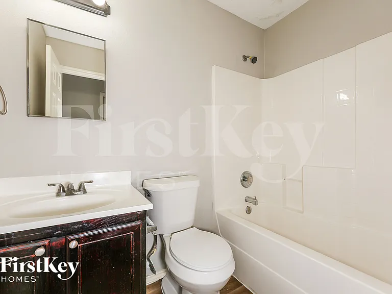 614 Silvertop Rd — Photo 16