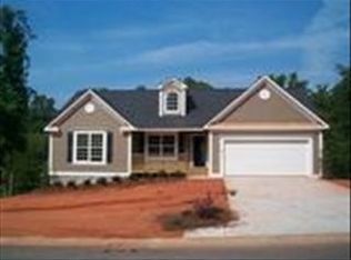 390 E Creek Bnd, Athens, GA 30605