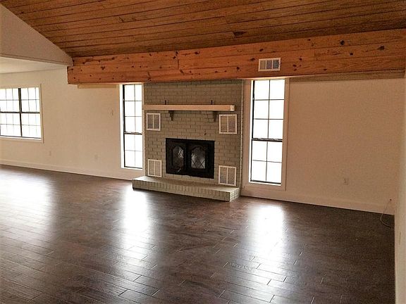 2nd image of 394 Ponderosa Dr