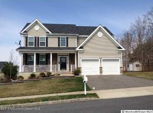 7 Flintlock Dr, Barnegat, NJ 08005