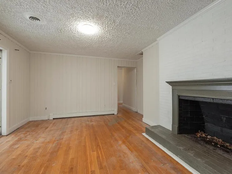 2337 Renfro Rd N — Photo 21