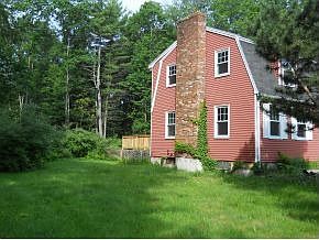 3rd image of 8 Maplewood Dr