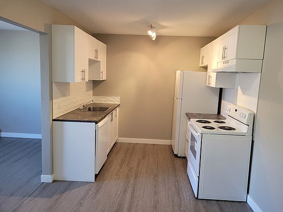 4th image of 9121 106a Ave NW #405