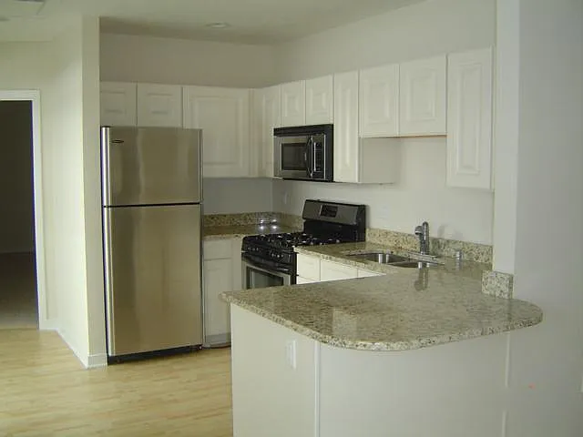 Severance Place Condominiums — Photo 3