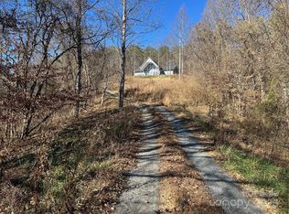 170 Starry Night Ln, Marshall, NC 28753