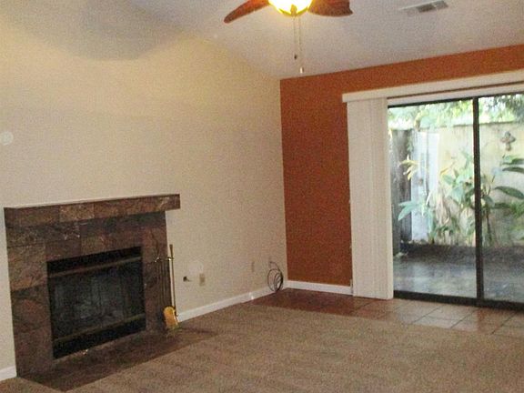 4th image of 1100 Cedar Creek Dr Unit 4