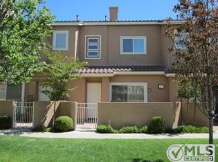 25710 Armstrong Cir UNIT B, Stevenson Ranch, CA 91381