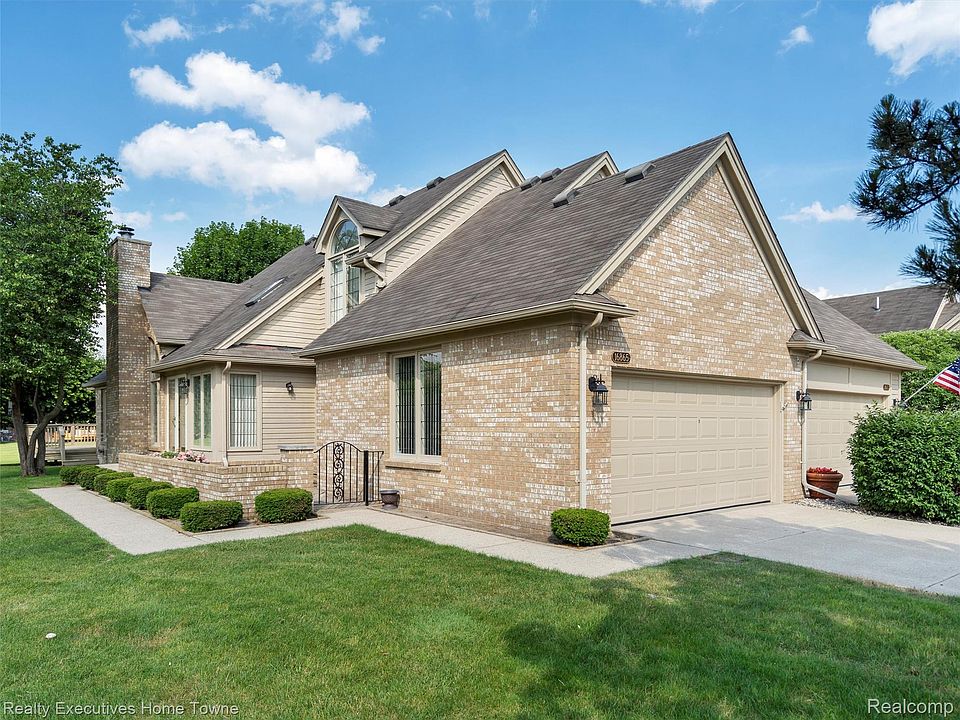 1st image of 16865 Coral Ln