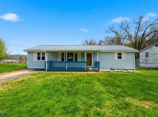 212 McFarland Dr, Kingsport, TN 37664
