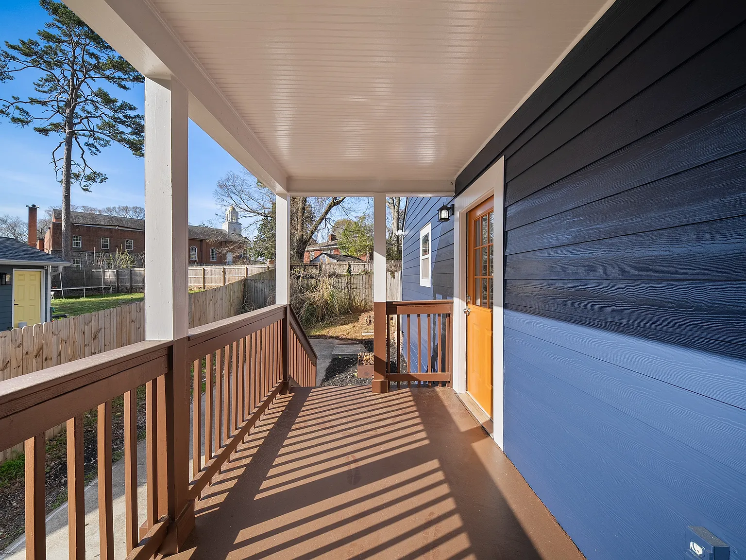 4 bed, 2100 sqft, $2,600 — Photo 3