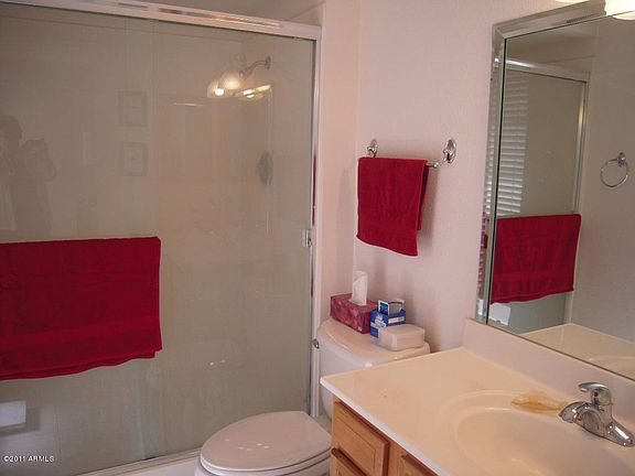 4th image of 10121 W Brookside Dr
