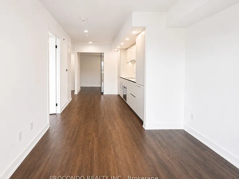 609 Sherbourne St #606 — Photo 9
