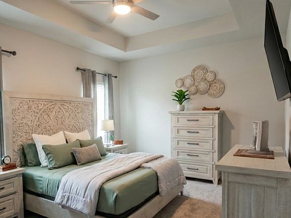 5th image of 417 Venetian Palms Blvd