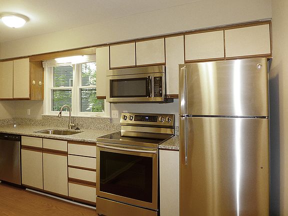 5th image of 118 Lantern Way