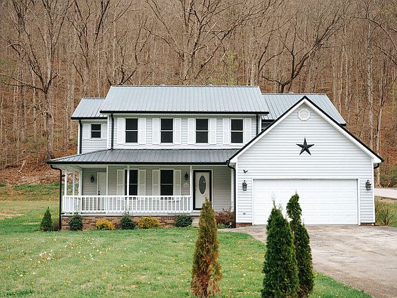 2nd image of 244 Sycamore Rd