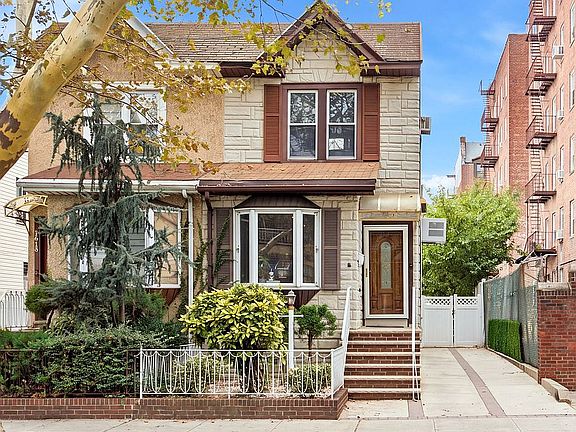 2nd image of 1614 W 11th St