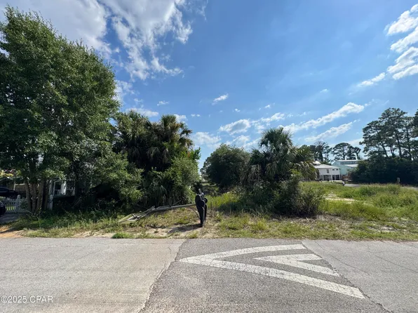 6003 S Lagoon Dr, Panama City Beach, FL 32408