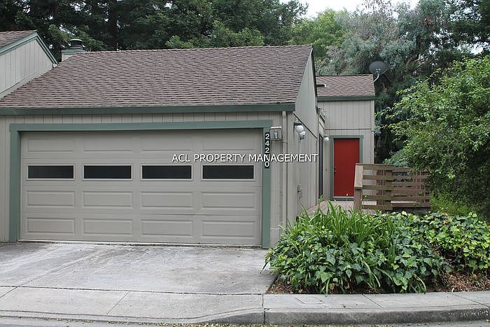 1st image of 24210 Harrington Ln