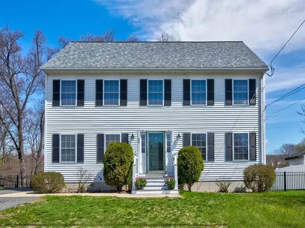 96 Derry Rd, Methuen, MA 01844