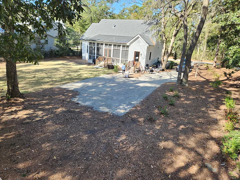 41 Stock Farm Rd — Photo 30