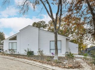 50 April Vlg, Montgomery, TX 77356