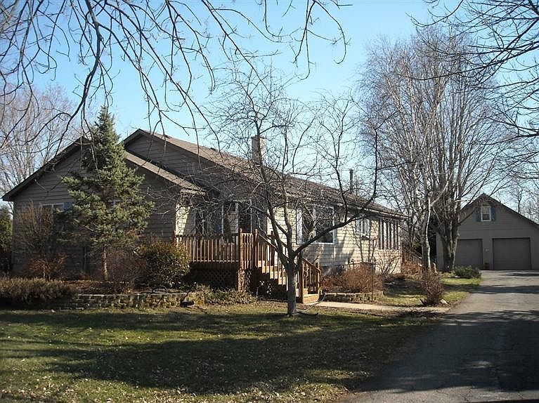 2nd image of 2071 E 61st Ave