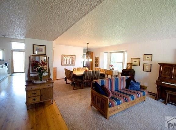 5th image of 7 Towerbridge Ct