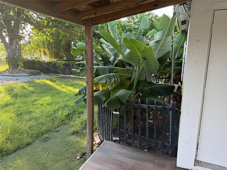 17740 SW 103rd Ave — Photo 17
