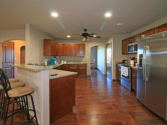 5th image of 79 Equity Ct