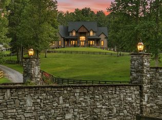 280 Star Creek Xing, Morganton, GA 30560