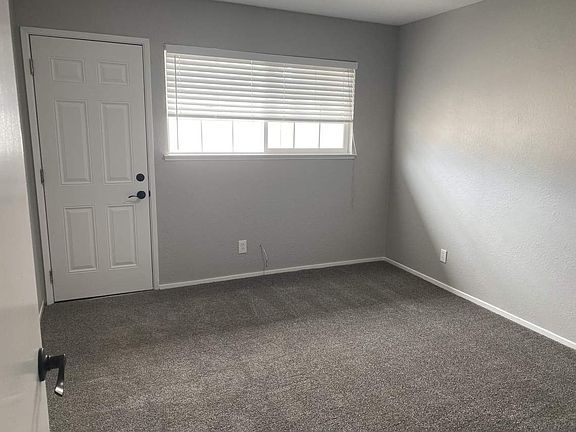 5th image of 3166 Mission Dr