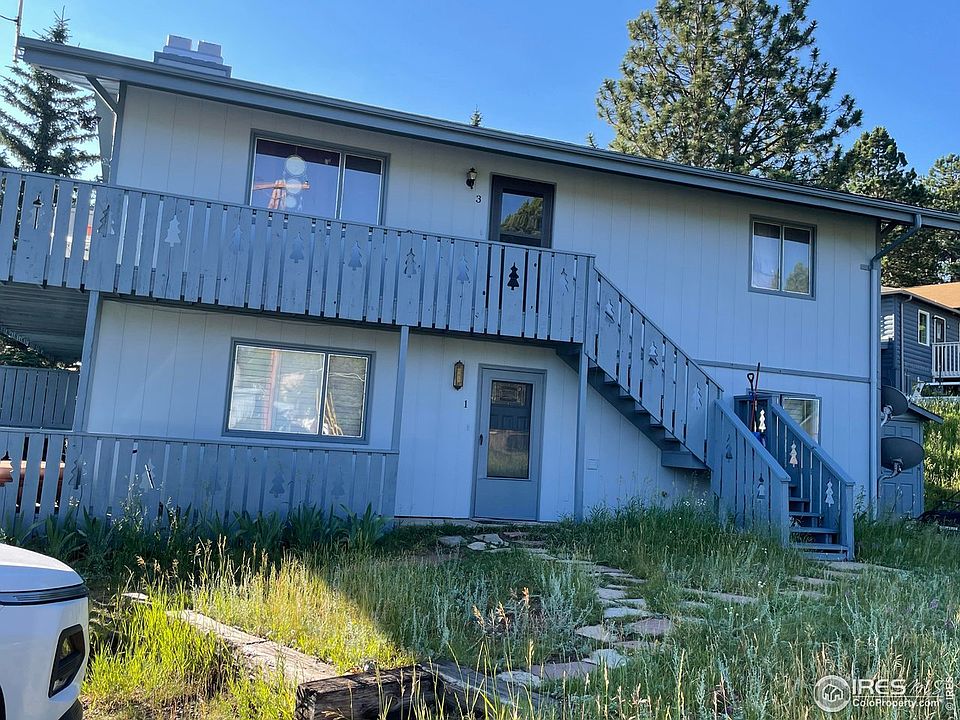 2nd image of 690 High St #3