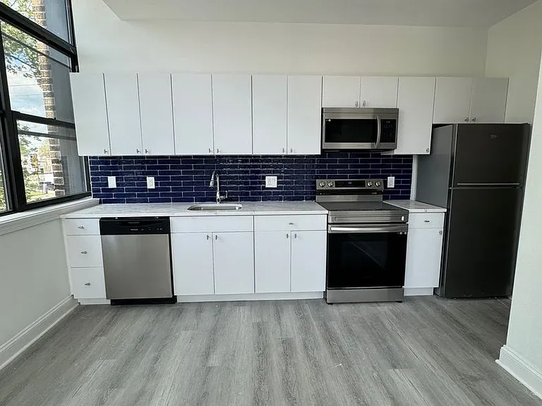 1600 West Hunting Park - Residential — Photo 19