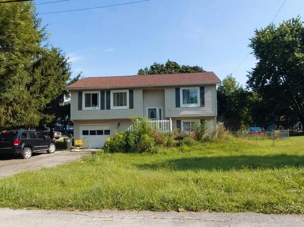 512 Smith St, Forest, OH 45843