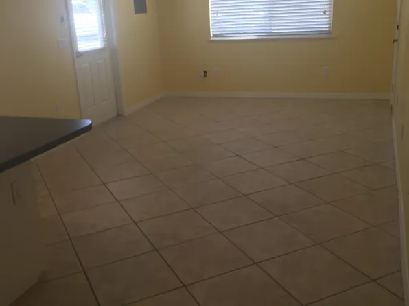 2505 N Ocean Dr #4, Fort Pierce, FL 34949