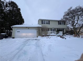 4336 Forestbrook Dr, Liverpool, NY 13090