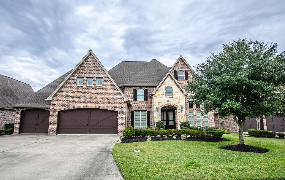 1st image of 7740 Deerchase Dr