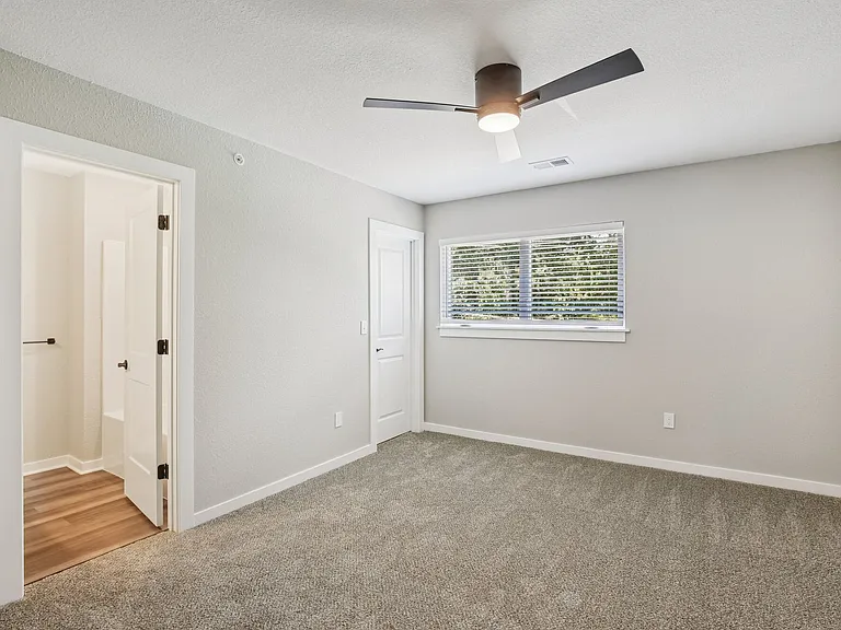 Greenwood Townhomes — Photo 17