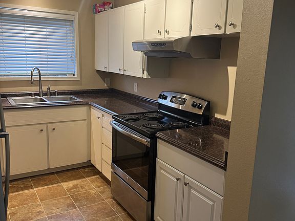 2nd image of 5208 188th St SW APT A