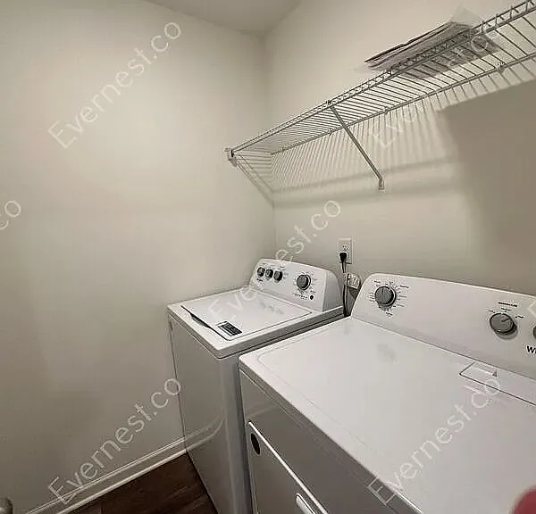 229 Chelsea Park Cir — Photo 46